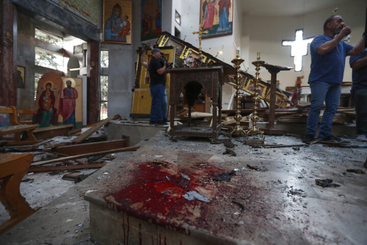 Minst 20 drept i selvmordsangrep mot kirke i Damaskus