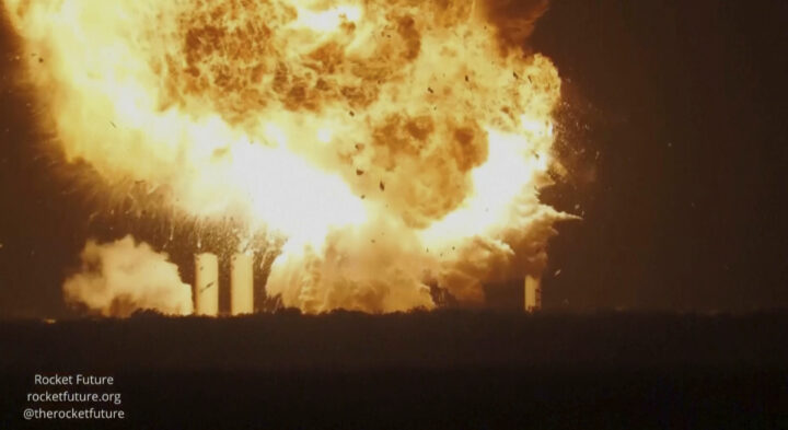 Enorm eksplosjon under test av SpaceX Starship