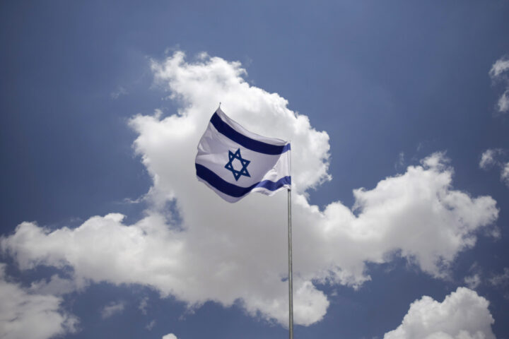 Israel har funnet likene av to gisler drept under Hamas-angrepet 7. oktober