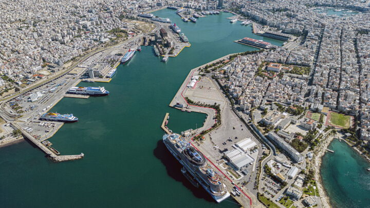 Organisert kinesisk smugling rammer Europas økonomi midtskips