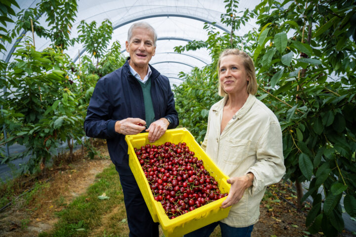 Støre varmer opp med Sylvi, skal gå tre runder med Erna etterpå