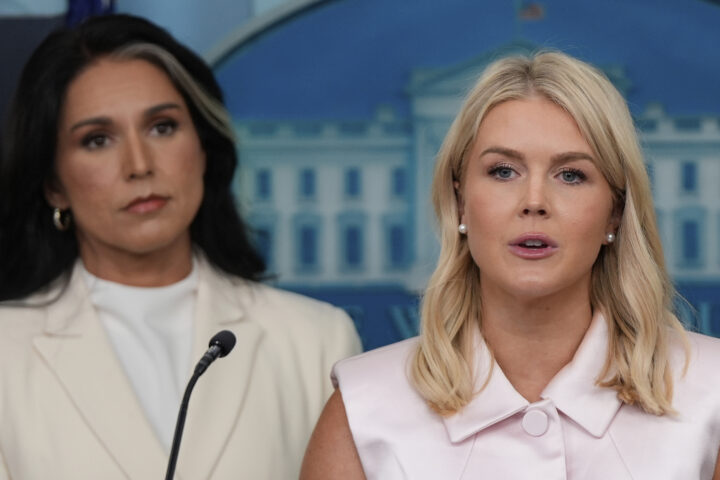 Gabbard mener alvor: Obama implisert i kriminelle forhold