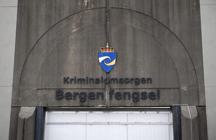 Kriminal&shy;omsorgen ansetter miljø&shy;terapeuter for å løse bemann&shy;ings&shy;krise