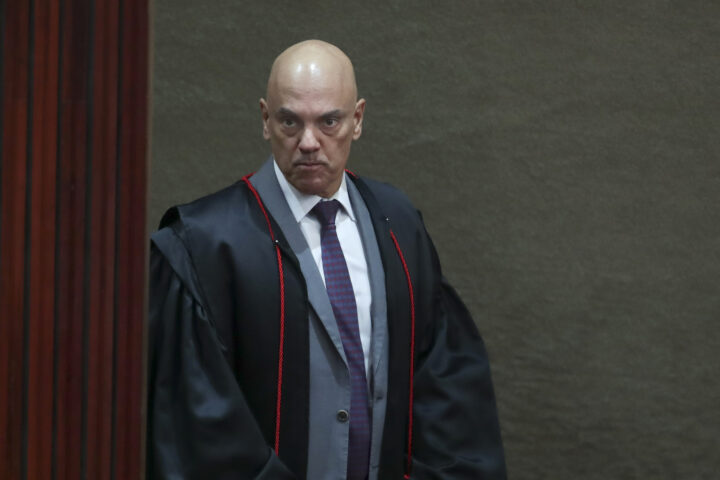 Alexandre de Moraes, Djevelens advokat