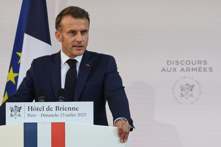President Macron: «For å være fri i denne verden må du være fryktet»