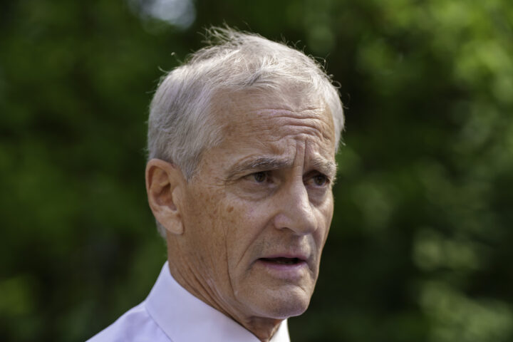 Håpløst dumme sosiale medier-strategier i valgkampen for Erna og Jonas