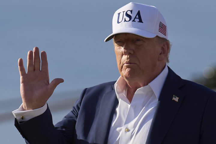 Trump leverer igjen – USAs føderale regjering med uventet budsjettoverskudd i juni