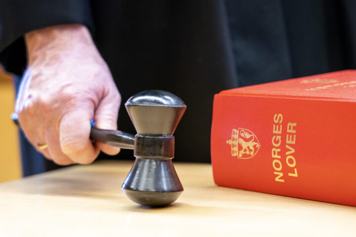 Tiltalt: Imam giftet bort jente (14) til mann i 30-årene – moren hjalp til