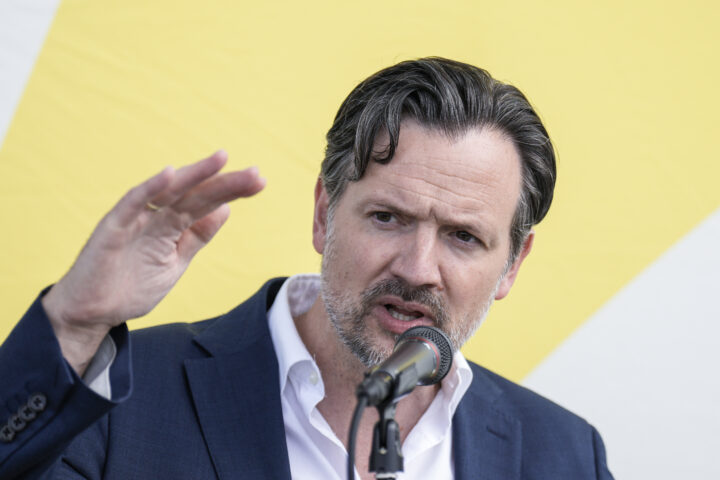 Er sentrum i norsk politikk i ferd med å avgå med døden?