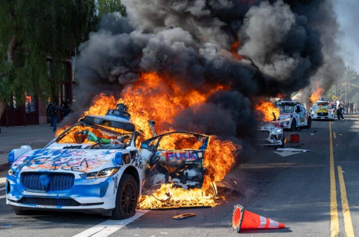 Trump godkjenner Newsoms søknad om krisehjelp, opptøyer kan koste en milliard dollar