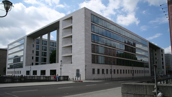 Tyskland anklager Kina for å ha siktet på tysk fly med laser ved Rødehavet