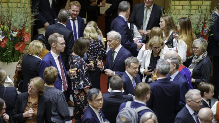 Valgkamp? Pøh! Norske politikere er late og overbetalte