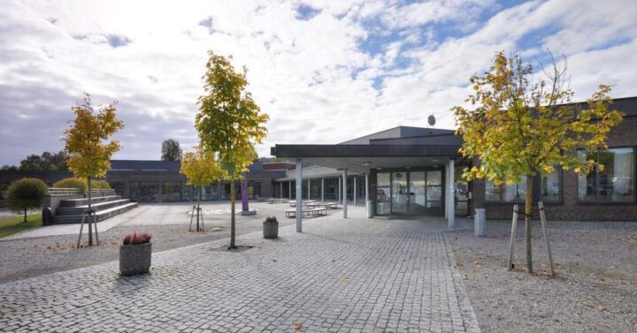 Utlending (17) pågrepet for to voldtektsforsøk av jenter langs skolevei: – Helt grusomt