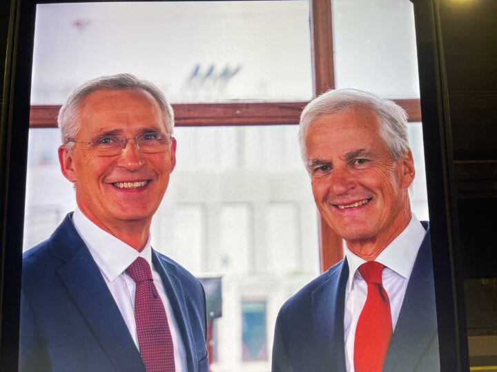 Støre får løgnen til å se ut som en moralsk nødvendighet