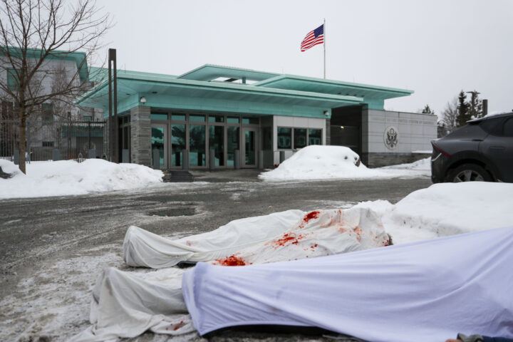 Sikkerhetsvakt ved amerikansk ambassade lekket info, utløst av Gaza-engasjement