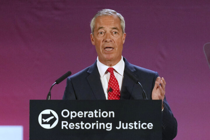 Labour med sin verste menings&shy;måling på seks år