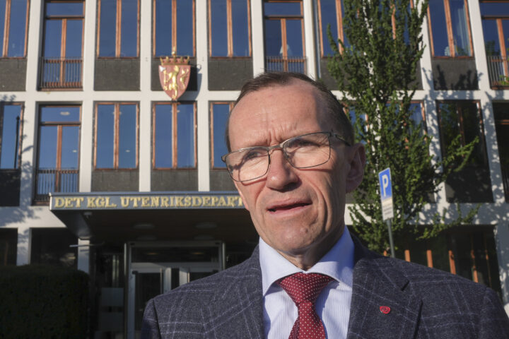 Barth Eide mener at EU må fordømme Israel for å kunne støtte Ukraina