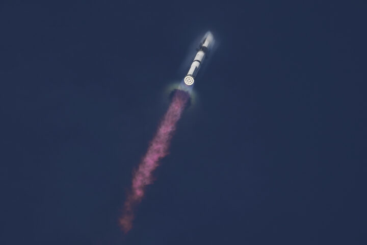 SpaceX tiende oppskytning av Starship gikk endelig som planlagt