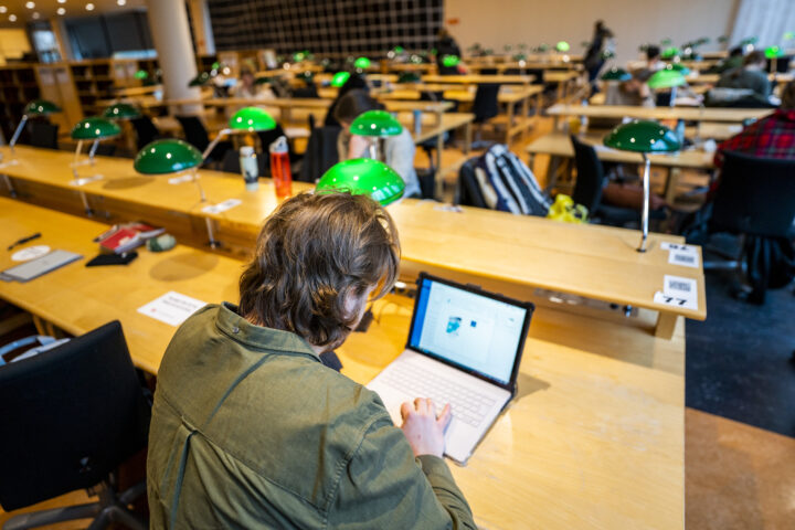 Rapport: Studenter har betydelig dårligere råd enn for 20 år siden