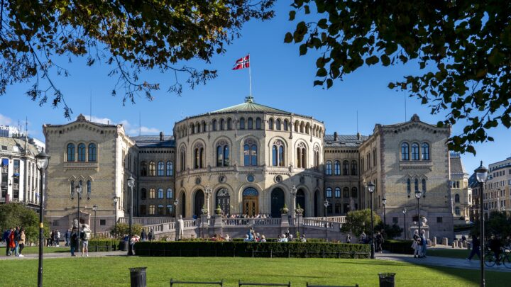 Hjemmesitterne kan snu norsk politikk – hvis de vil!