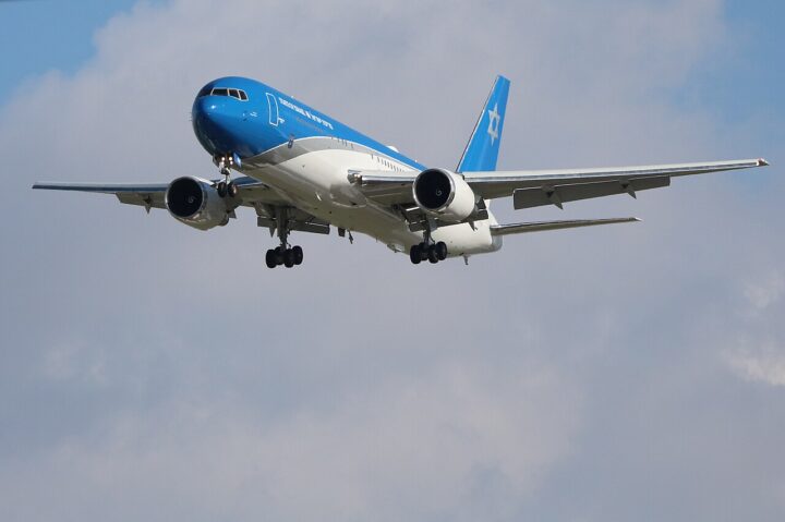 Takket nei: Macron tilbød Netanyahu å fly over Frankrike på vei til USA