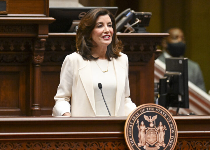 Guvernør Hochul støtter den radikale Zohran Mamdani som borgermester i New York
