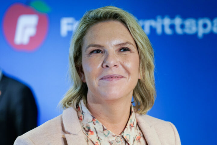 Sylvi knuser Støre: Drar dramatisk ifra på ny måling (+)