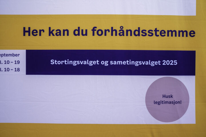 Rødgrønn ledelse med forhåndsstemme-galopp – valget kan avgjøres av småpartiene