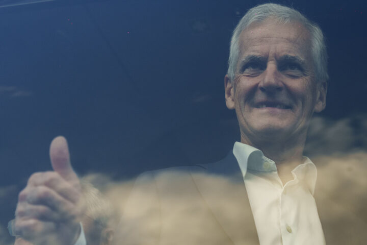 Støre stenger døren for samarbeids&shy;avtaler med Rødt og MDG