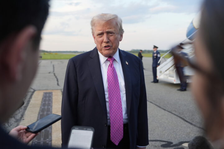 Trump vil innføre sanksjoner mot Russland, og krever at Europa følger etter