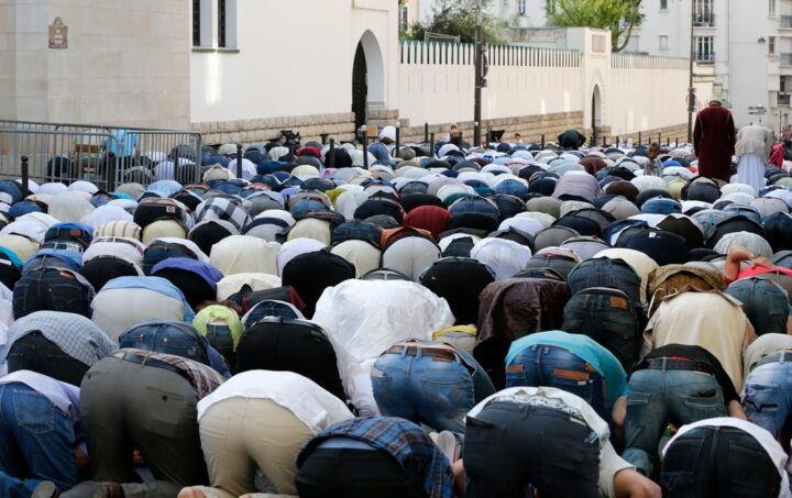 Frankrike oppløser islamsk institutt knyttet til Det muslimske brorskap