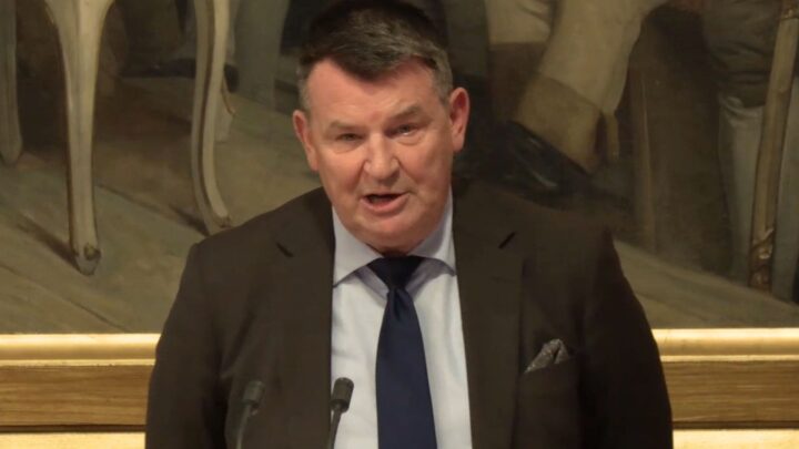 Tor Mikkel Wara langer ut: – Støre-regjeringen har vært en fest for det miljø&shy;industrielle kompleks