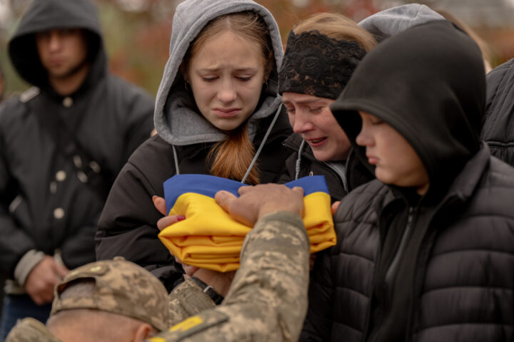 Danmark bakker Trumps forslag om frys av krigen langs kontaktlinjen