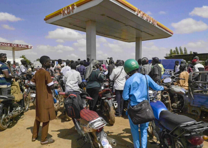 Jihadistenes drivstoff-blokade rammer hovedstaden i Mali
