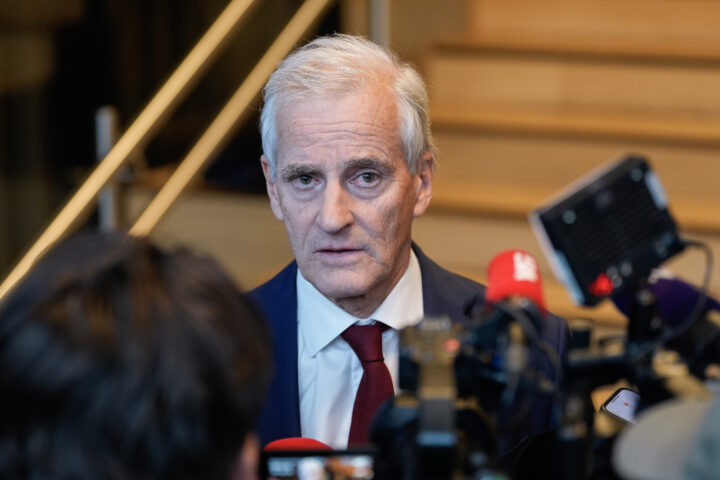 Støre: Koblet ikke spørsmål om ferger og budsjett