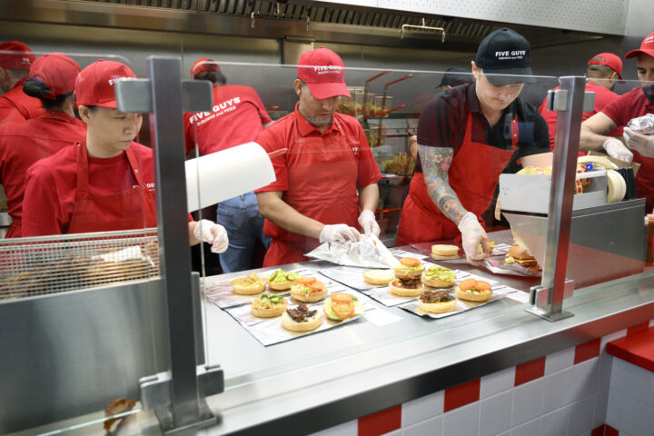 Restauranter i fransk kjede bytter ut alkohol med halal