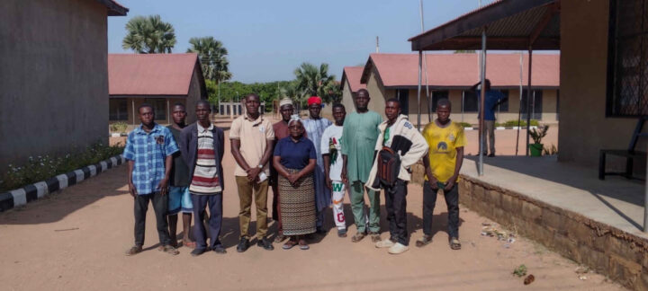 50 barn rømmer etter masse-bortføring fra skole i Nigeria