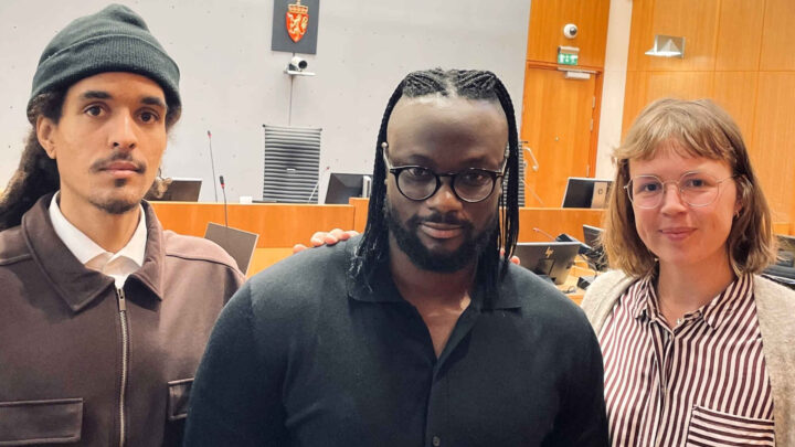 Norsk-afrikaner får 200.000 kroner i oppreisning etter politikontroller