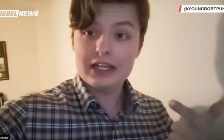 Britene har fått sin egen Charlie Kirk: Young Bob