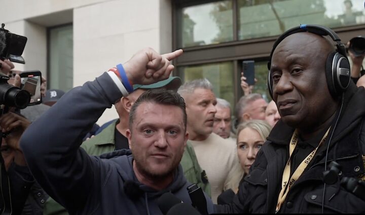 Tommy Robinson frikjent for terror-tiltale