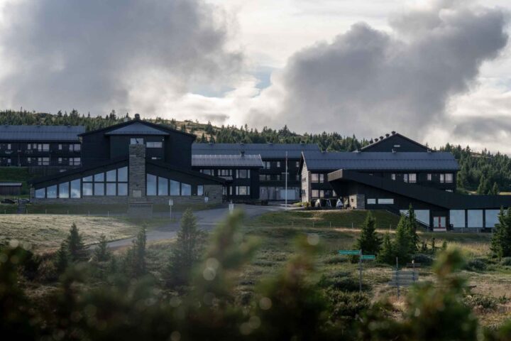 Kommuneansatte får dyre vinpakker og gourmetmat på fellesskapets regning