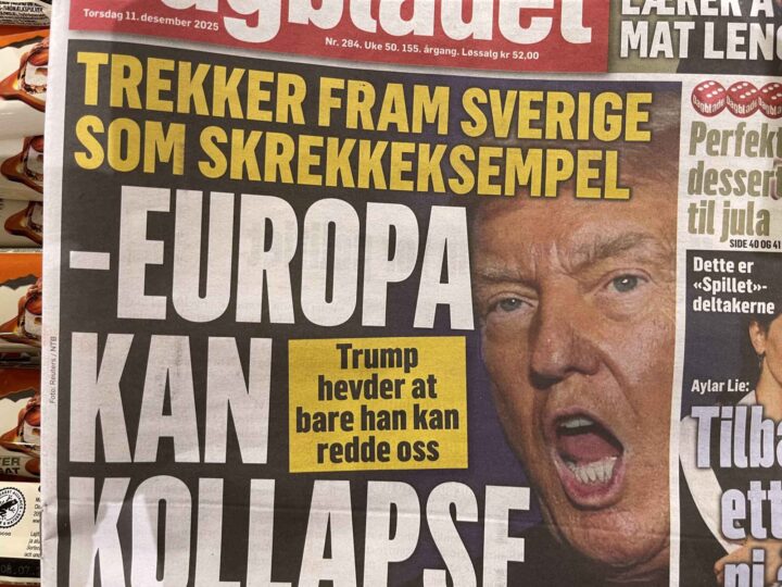 – Du har et stort kors på deg; du vet at nordmenn skjuler sin tro?