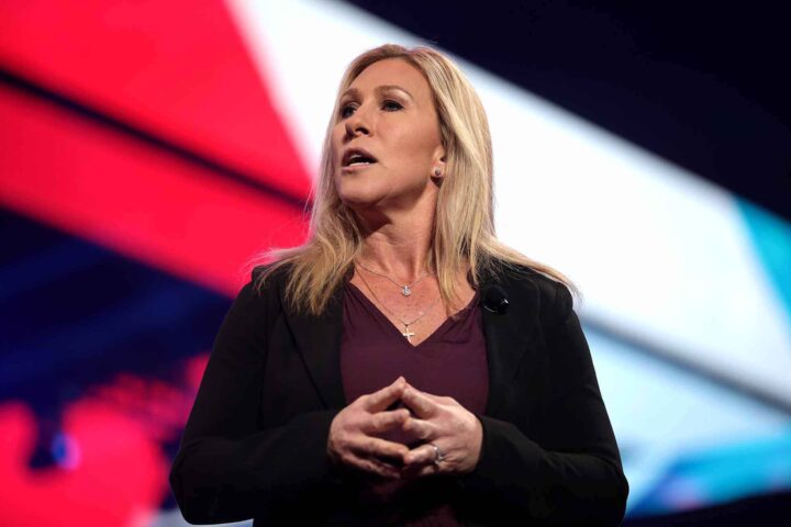 Marjorie Taylor Greene vil straffe­forfølge Anthony Fauci for «for­brytelser mot menneske­heten»