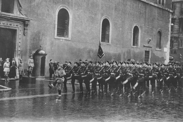 Du skal ikke ha andre autoriteter enn den norske staten (+)