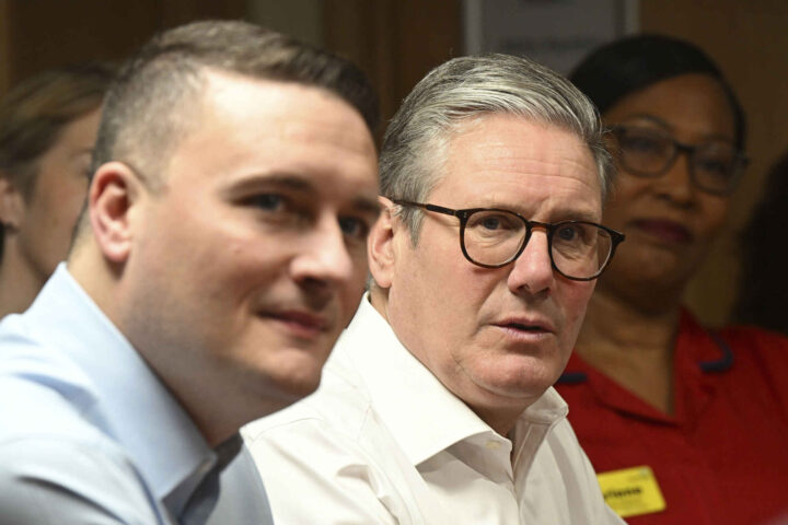 Starmer presses av sine egne som vil gjen&shy;opprette EU-medlem&shy;skapet&nbsp;(+)