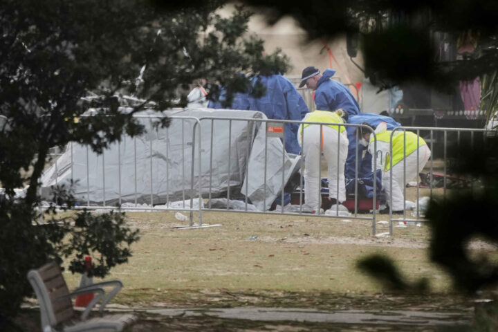 Terroristene i Sydney skal ha vært far og sønn