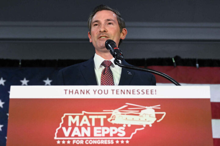 Matt Van Epps (R) til Representantenes hus for Tennessee (+)