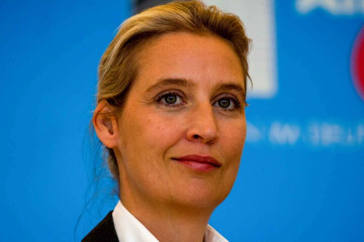 AfDs leder Alice Weidel: – Korona&shy;politikken var en test på hvor langt myndig&shy;hetene kan gå