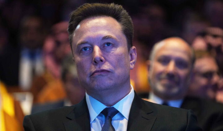 Elon Musk: Storbritannias regjering er fascistisk
