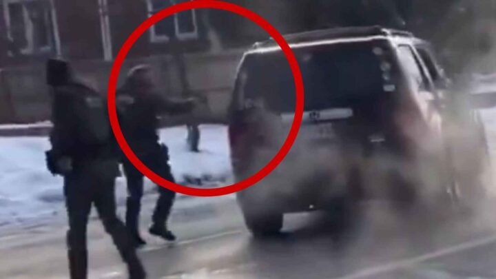 Se video: Kvinne skutt og drept av ICE-agenter: – Prøvde å kjøre ned politiet